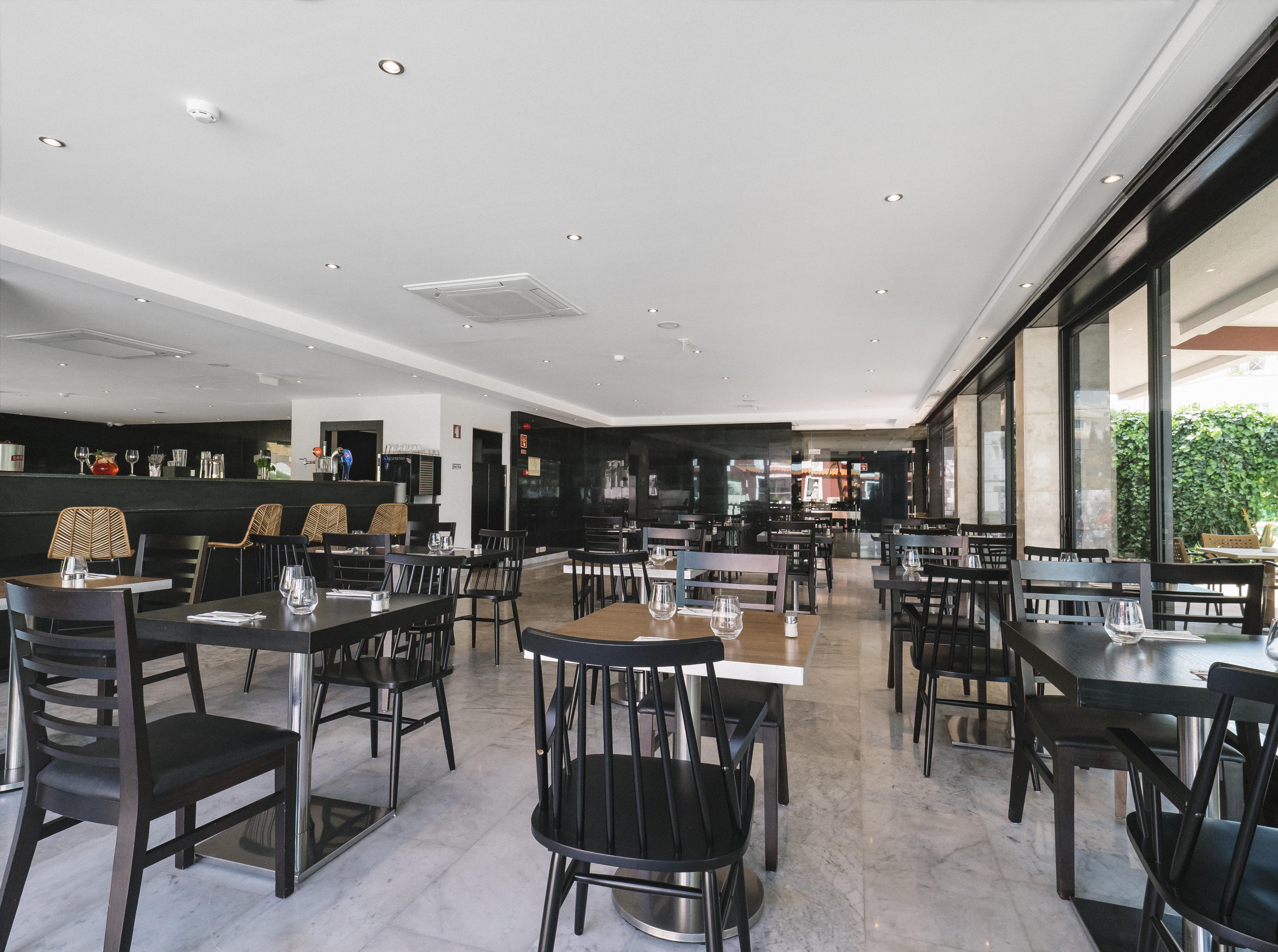 Topazio Vibe Beach Hotel & Apartments - Adults Friendly Albufeira Dış mekan fotoğraf