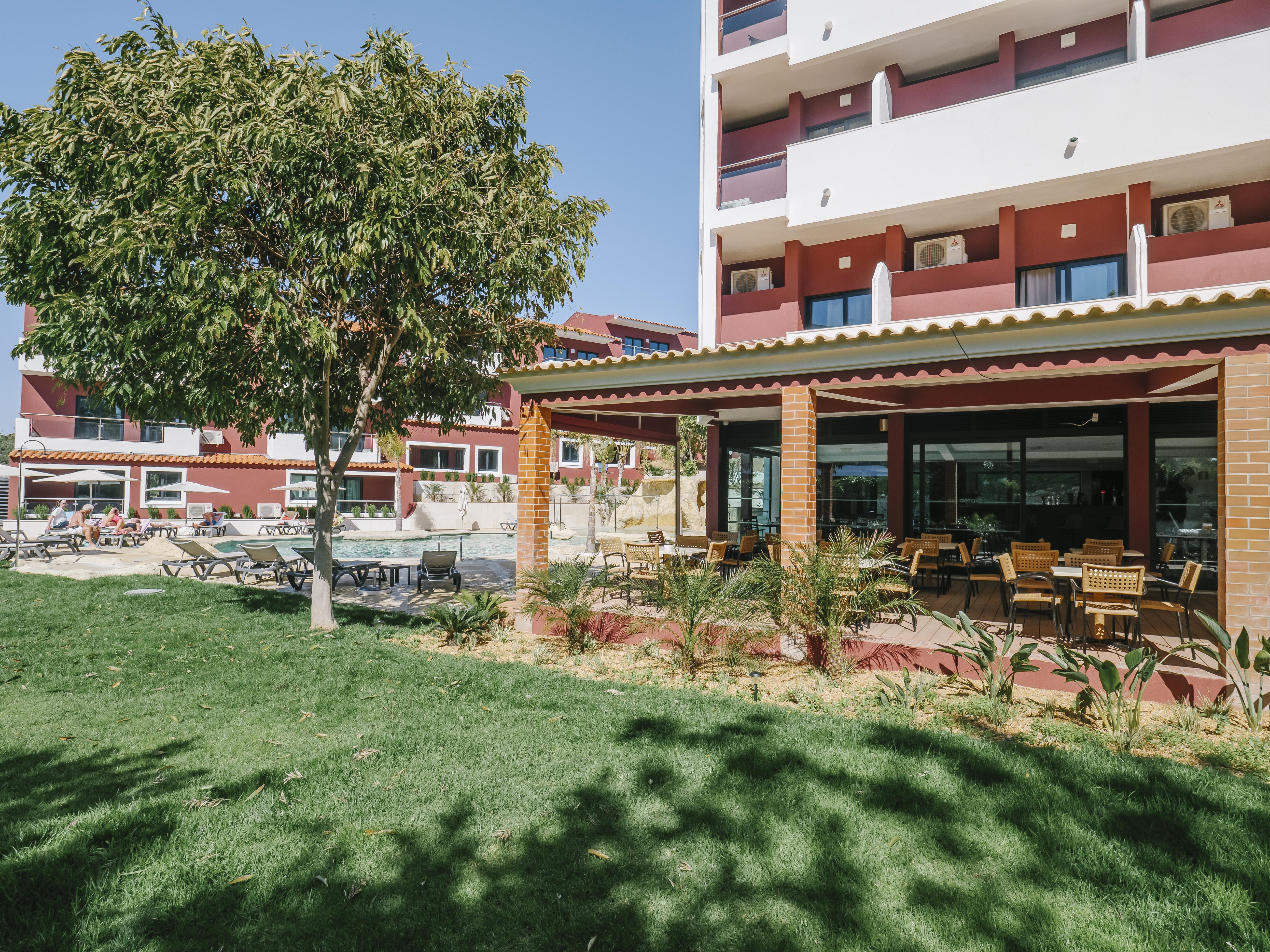 Topazio Vibe Beach Hotel & Apartments - Adults Friendly Albufeira Dış mekan fotoğraf